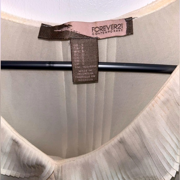 Forever 21 Cream Sleeveless Blouse - Picture 3 of 3